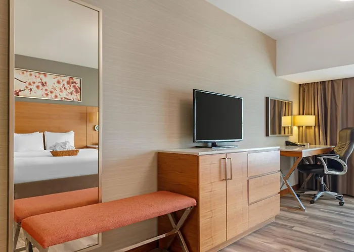 Radisson Hotel & Conference Centre Calgary Airport