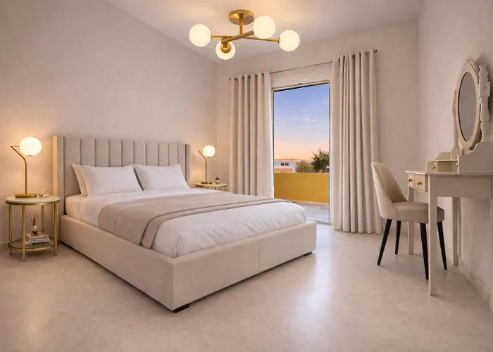 Natural Blue Suites-Canal D'Amour Retreat