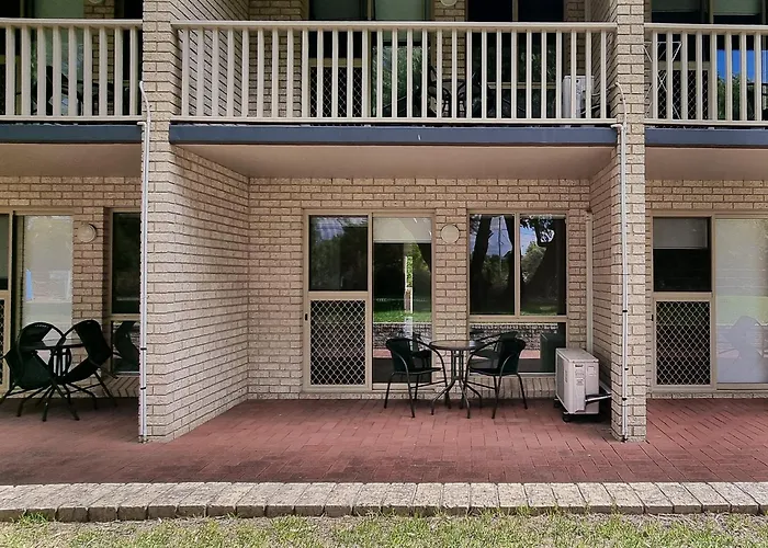 Busselton Villas And Glamping Village