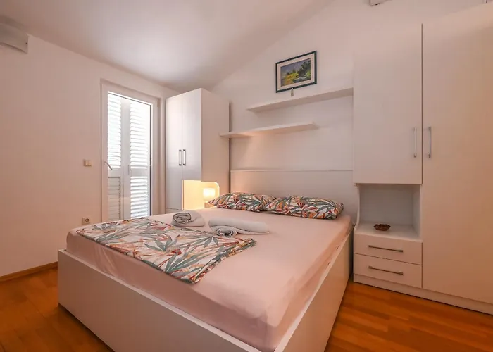 Apartments Jakova Dudana 10