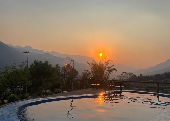 Sau Meo Mountain View