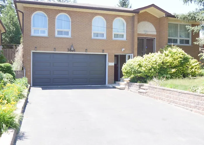Applewood Gardens Apartment