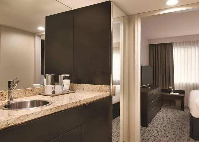 Radisson Hotel Vancouver Airport