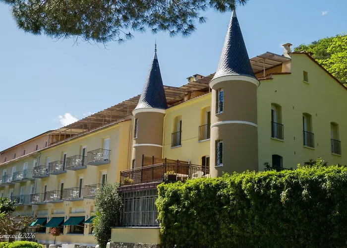 Appart'Hotel-Restaurant Castel Emeraude