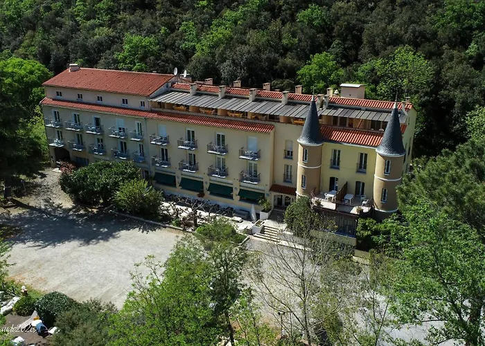 Appart'Hotel-Restaurant Castel Emeraude