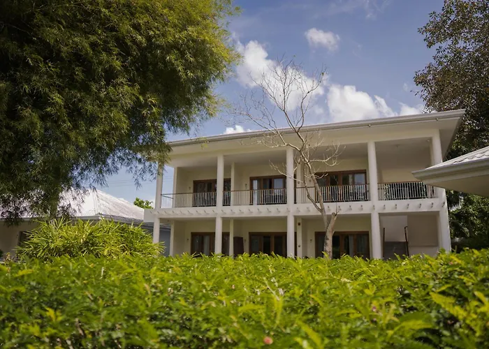 Almont Inland Resort