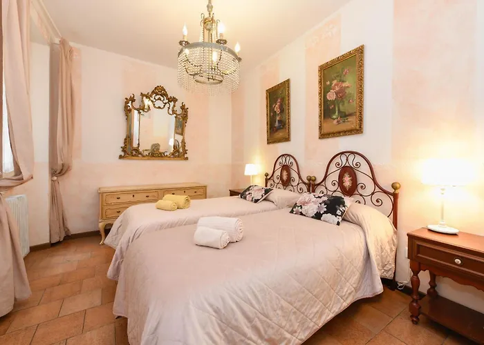 Relais De La Place - Downtown