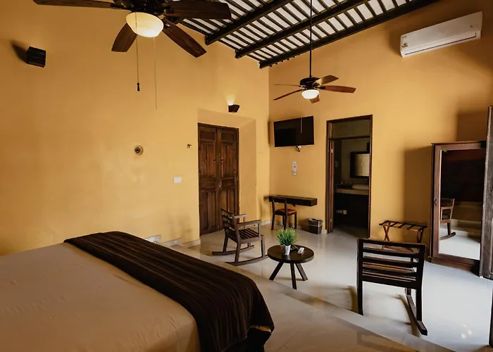 Hotel Rinconada Del Convento - Izamal