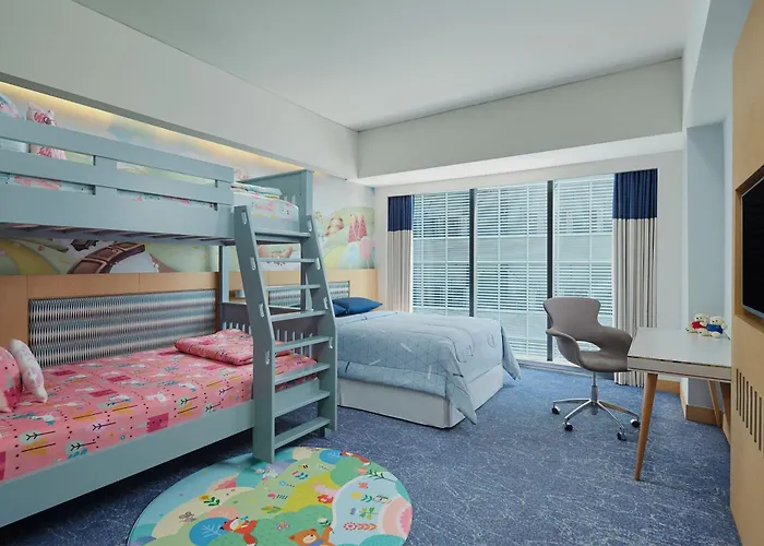 Four Points By Sheraton Surabaya, Tunjungan Plaza