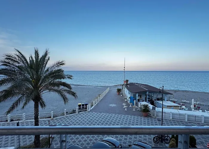 Albium Hotel