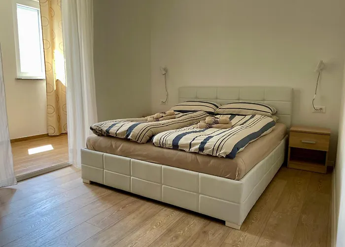 Boutique Apartment With Private Heated Pool