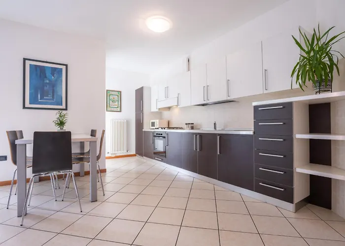 Castel View Apartment - Gardaslowemotion