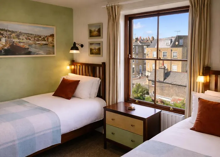 The Royal Harbour Hotel