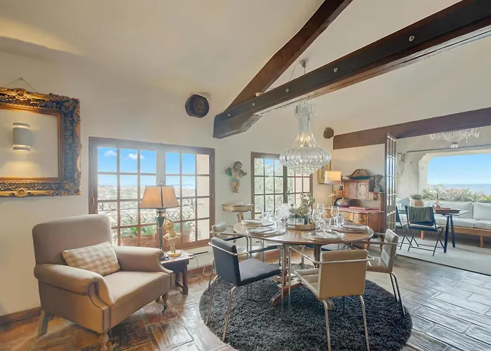 Maison Sans Delai With Sea View Terrace - Happy Rentals