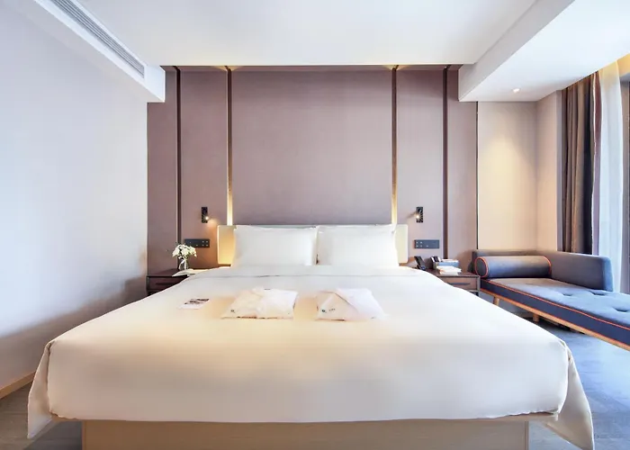 Atour Hotel Guilin Yangshuo West Street