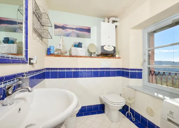 Alloro Grillo - Happy Rentals
