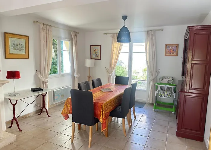 Grande Villa Avec Jardin, Proche Plage Et Centre De Villers-Sur-Mer