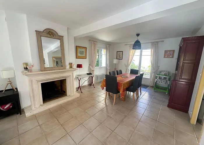 Grande Villa Avec Jardin, Proche Plage Et Centre De Villers-Sur-Mer