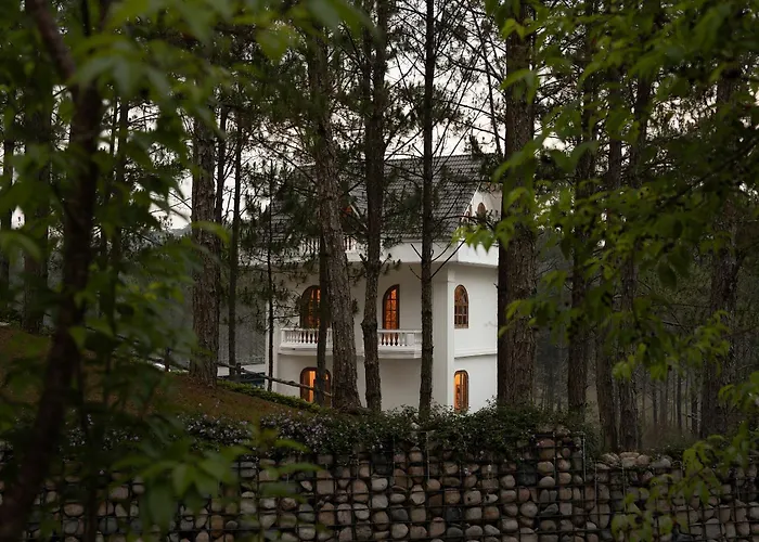 Rung La Kim Resort