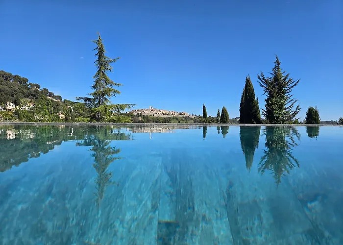 Ideal Bnb, Luxury Apartments