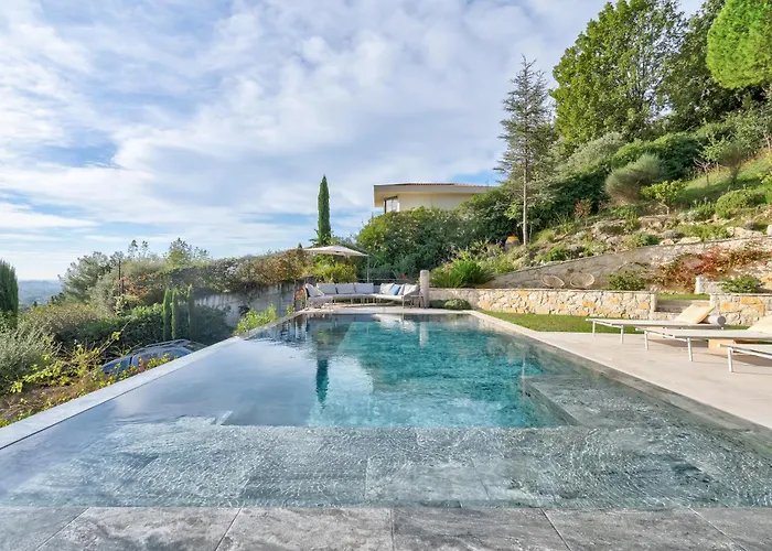 Ideal Bnb, Luxury Apartments