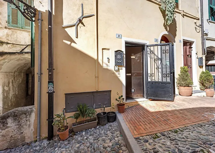 Domus Regina Elena
