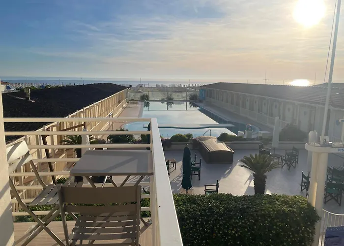 Amamare Apartments