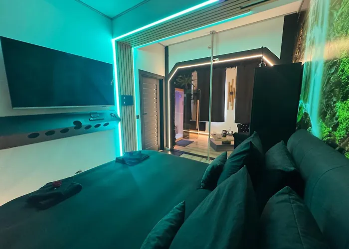 Chambre De Charme, Sauna, Jacuzzi,Billard Vip, Clim