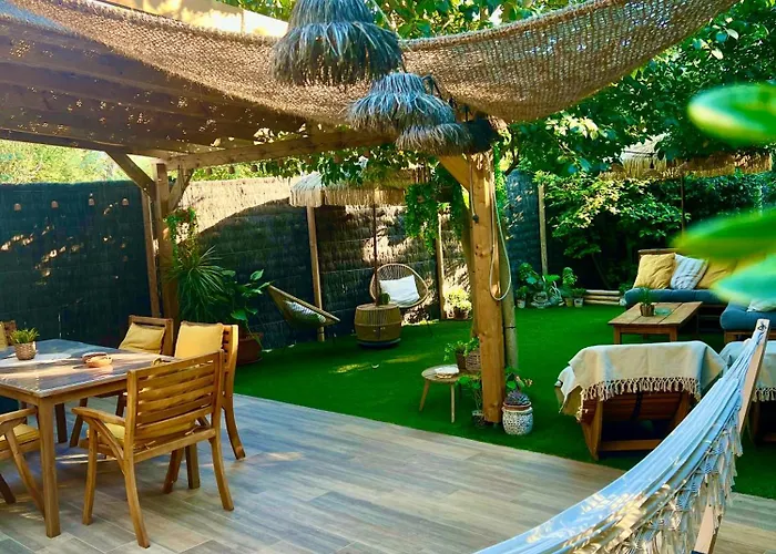Maisonnette Avec Terrasse Et Jardin-Parking Prive-9Mn Des Plages A Pied