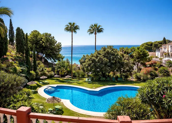 La Amapola, A Little Oasis With Sea View, Pool & Terrace In Nerja
