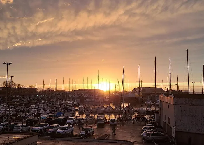Holidays At The Dock - Fiumicino Airport