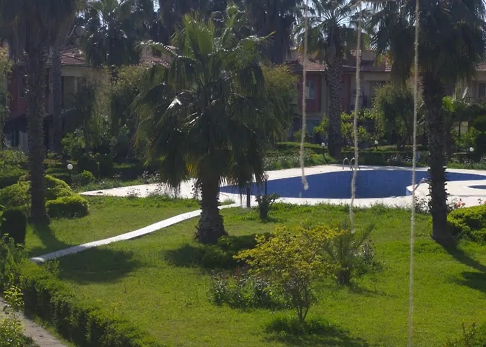Bahceli Muestakil Villa
