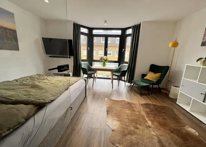 Studio 7 City Lage Mit Garage Naehe Koeln Bonn