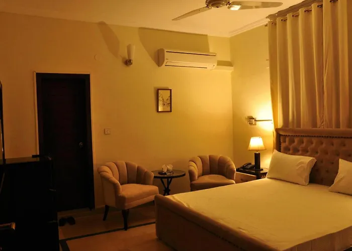 Reina Boutique Hotel - G6