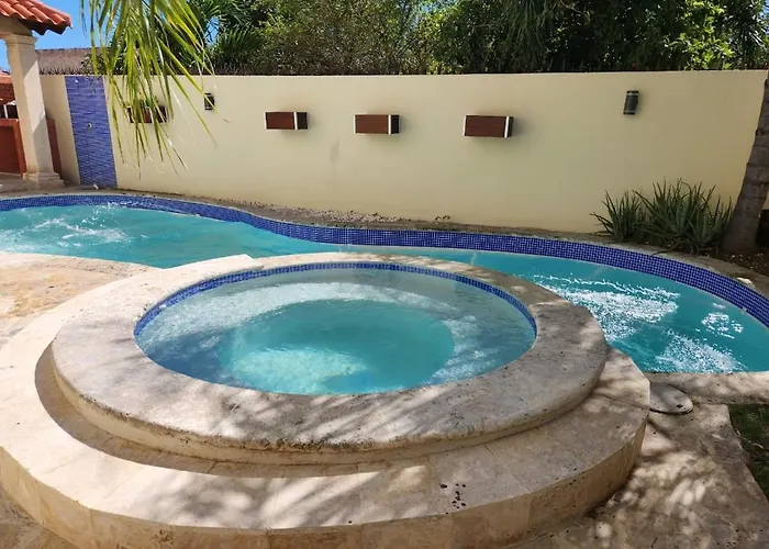 Beautiful Three Storage House Near Playa Caleta