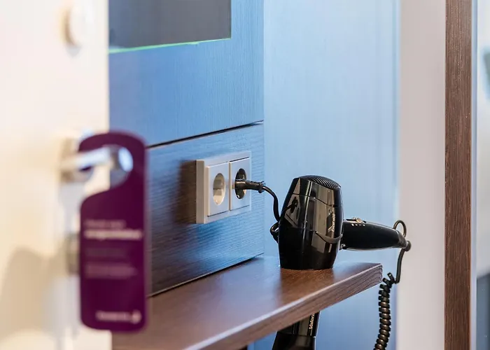 Premier Inn Frankfurt City Centre