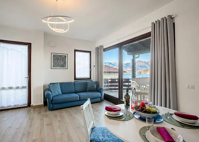 Lake Maggiore View Terrace Over The Borromean Islands - Happy Rentals