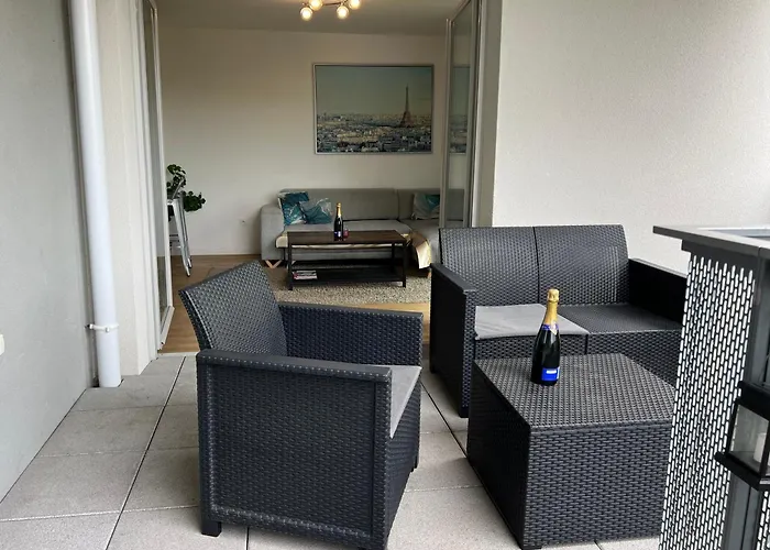Havre Paisible Pres De Paris - Terrasse Vue Jardin Avec Oiseaux, Parking Double Portail Et Ascenseur Direct, Metro 13 A 6 Min A Pied