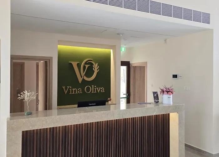Vina Oliva Hotel