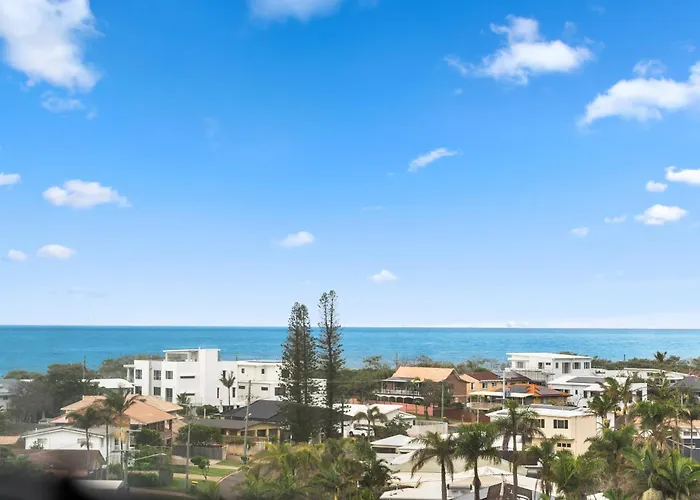 Lowanna Beach Resort Kawana