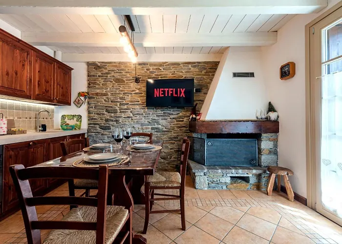 Luxury Tricolare Con 6 Posti Letto E Giardino Privato-Garage & Wifi