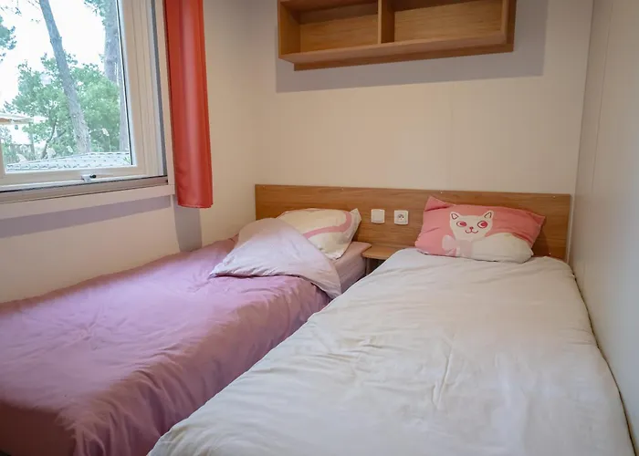 La Cabane Du Bassin Mobil-Home