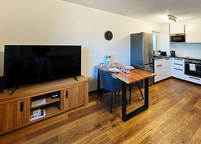 Ruhige Ferienwohnung Seemoewe Mit Balkon - Ideal Fuer Paare & Radurlauber