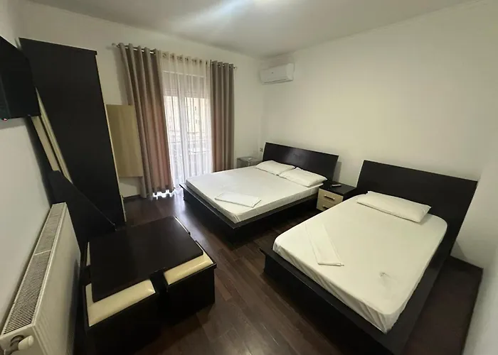 Hotel Yjet