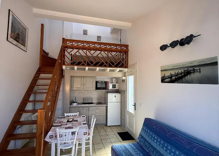 Appartememt Pres De La Mer Avec Terrasse N1