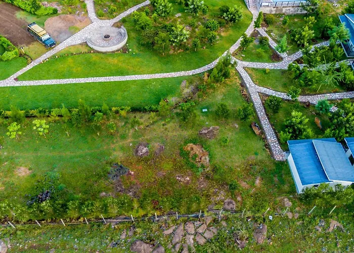 Rianta Hills Mara Resort