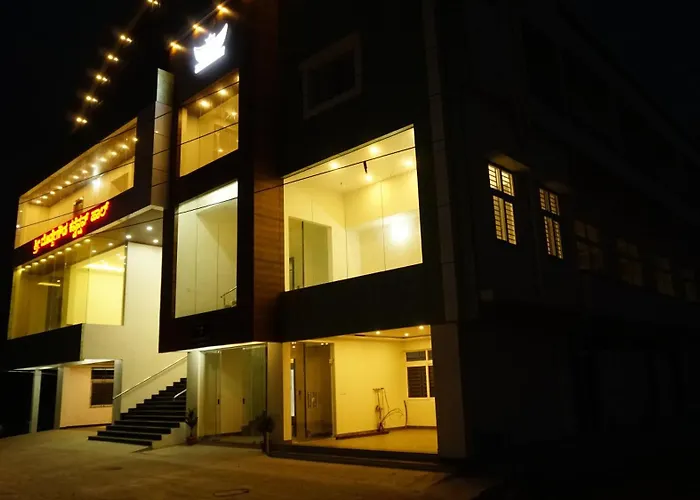 D D Luxury Inn
