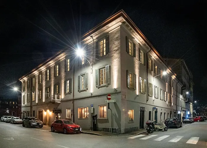 Le Dimore - Como City Center - Boutique Apartments Near Lake, Train And Bus Stations