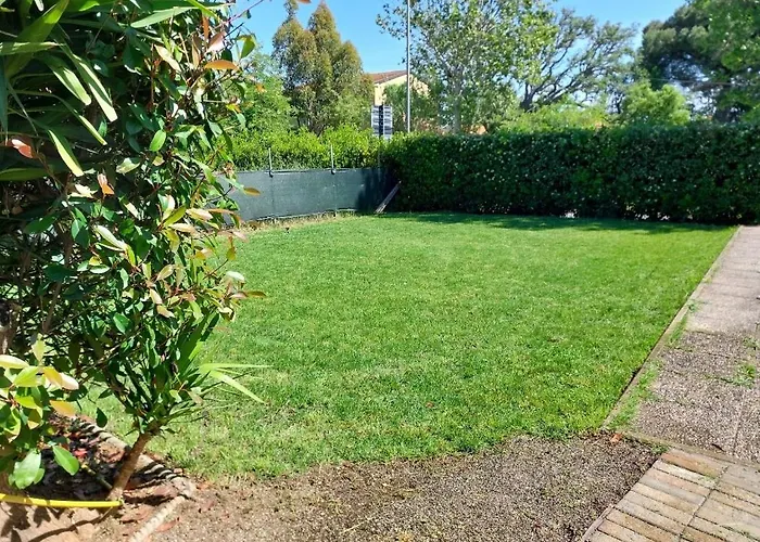 Casa Con Giardino