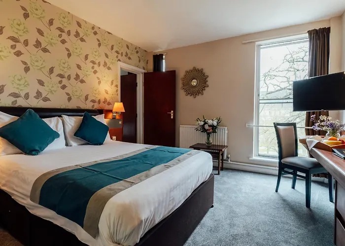 St James Hotel